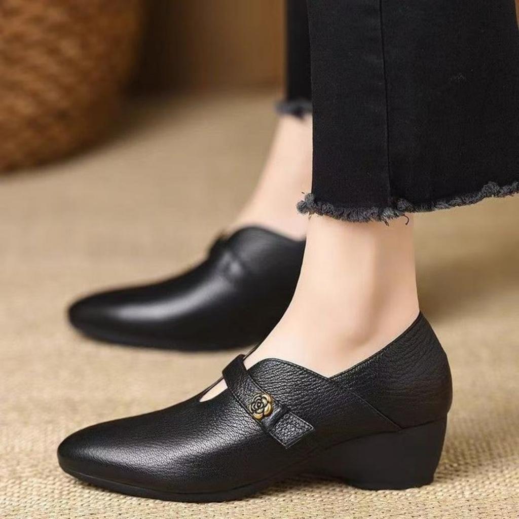 Zapatos de Tacón Cómodos de Punta Afilada para Mujer, Otoño Nuevos Zapatos de Suela Blanda, Zapatos de Cuero Pequeños, Zapatos de Un Pie