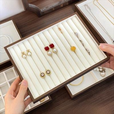 Bandeja Multifuncional para Joyas de Grano Madera de Nogal Organizador de Joyas Caja de Joyas Accesorios para el Cabello