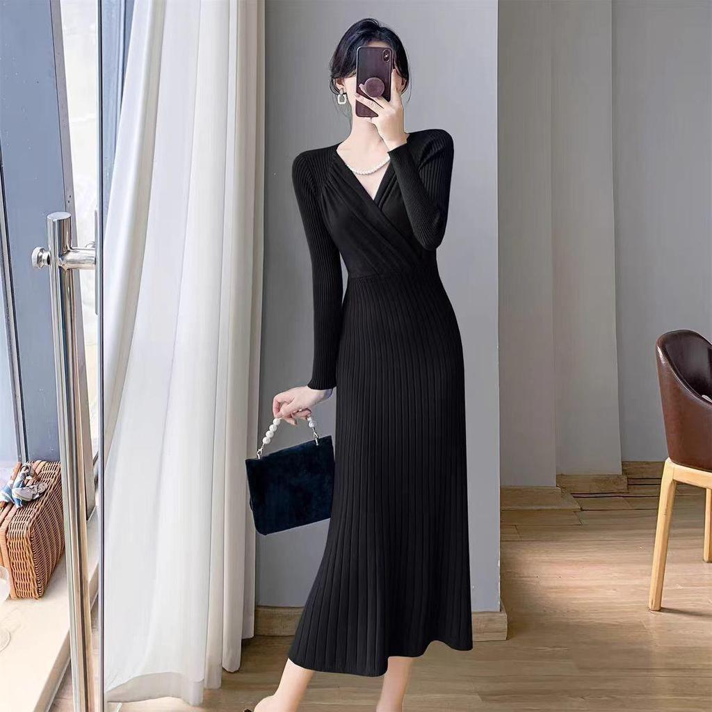 French Retro Knit Women’s Winter Slimming Over-the-Knee High-Waisted Dress