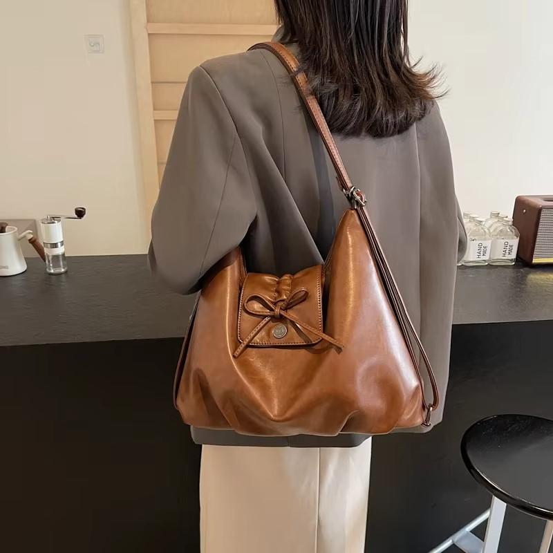 Bow Tie  Leather Shoulder Bags for Women New Autumn Winter Luxury Large Capacity Bag Trend Retro Simple Bags