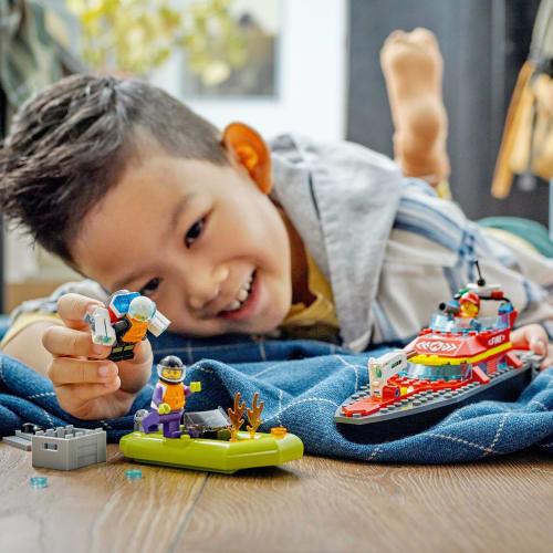 LEGO City Fire Rescue Boat Toy Present Birthday Block Educational Christmas Boys Girls Children 5 Years Old 6 Years Old 7 Years Old 8 Years Old City B