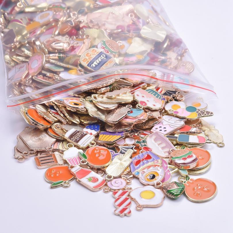 30 stuks/partij Willekeurig Gemengde Emaille Bedels Voor Sieraden Maken Benodigdheden Zon Maan Ster Fruit Dier Bedel Hanger Materialen DIY Oorbellen