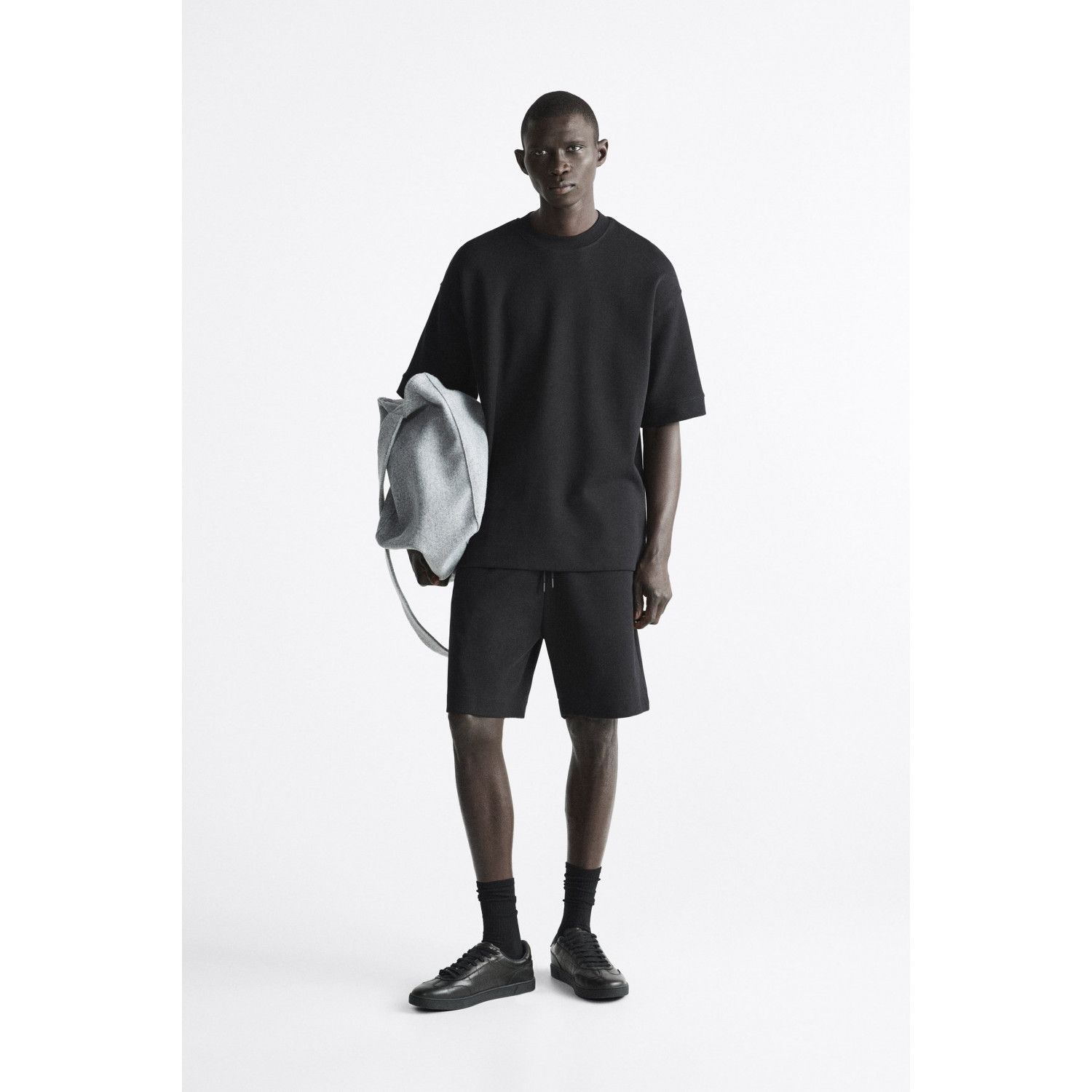 

PREMIUM BERMUDA JOGGERS