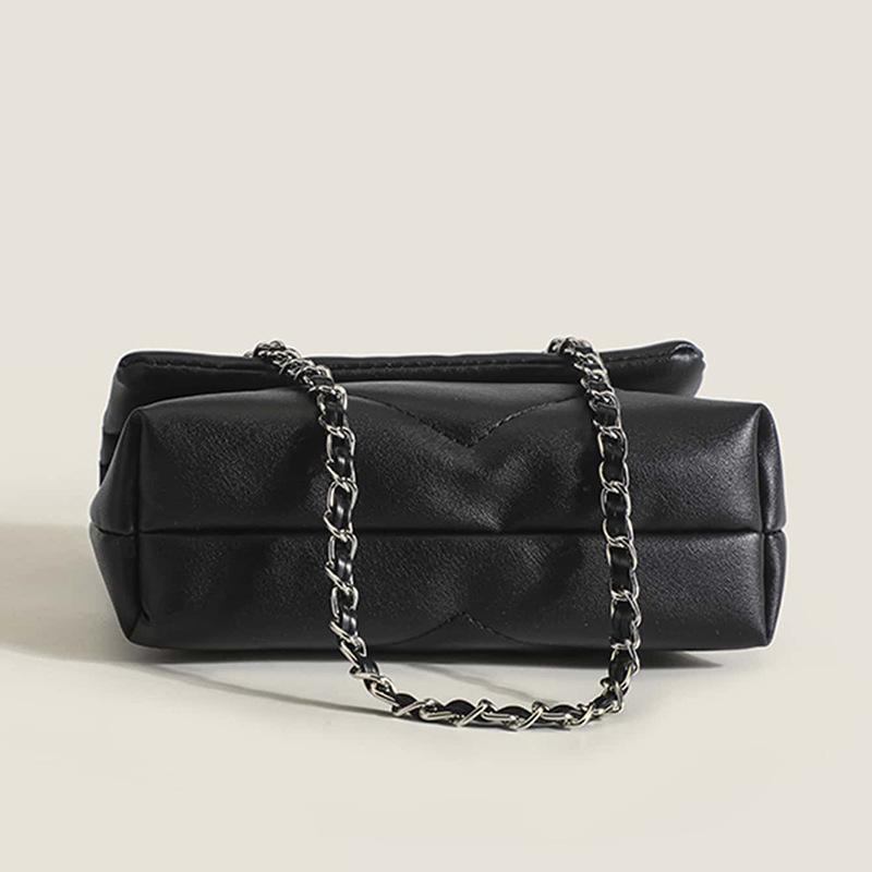 Small Bag Women'S High-End Texture Niche Light Luxury Transfer Bead Chain Bag Portable Messenger Is Popular Today