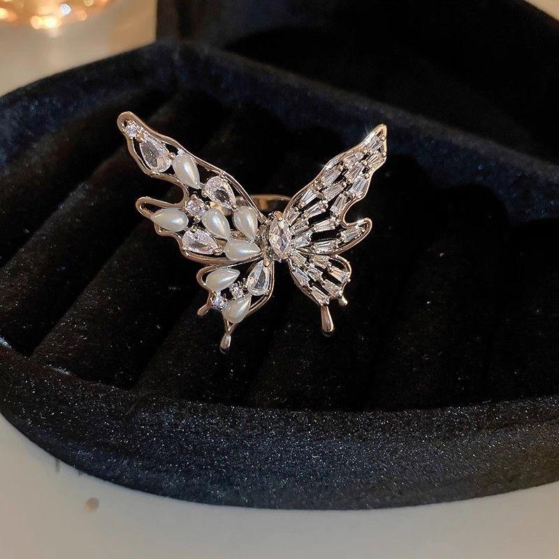 Light Luxury Metal Large Butterfly Rings for Women Girls Light Luxury Exquisite Zircon Pearl Opening Rings Party Jewelry Gifts