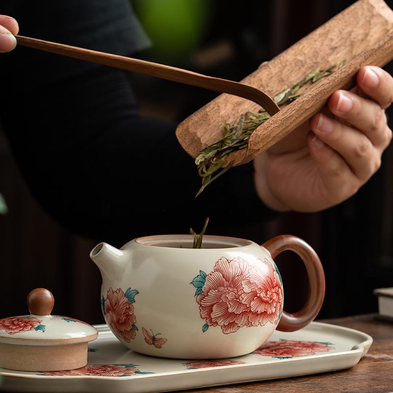 Peony Flower Xishi Handle Ceramic Teapot – Retro Anti-Scald Kung Fu Tea Set