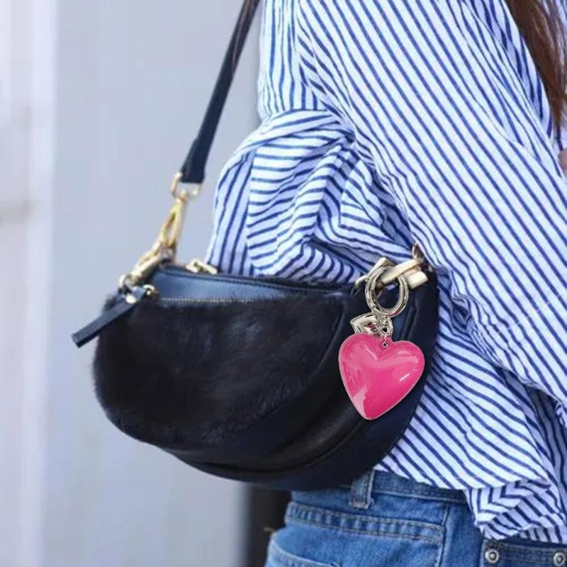 Stylish Keychain with Large Heart Pendant Dainty Heart Keyring Stylish Key Chain Delicate Decoration for Key and Bag