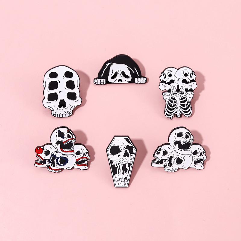 Unique Geometric Skull Head Brooch With Pumpkin Design For Halloween Celebrations