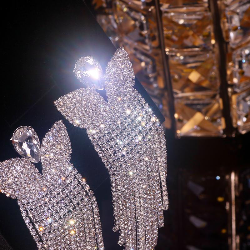Elegante Weibliche Strass Kristall Tropfen Baumeln Ohrringe Silber Farbe Quaste Lange Ohrringe Für Frauen Hochzeit Große Ohrringe Schmuck