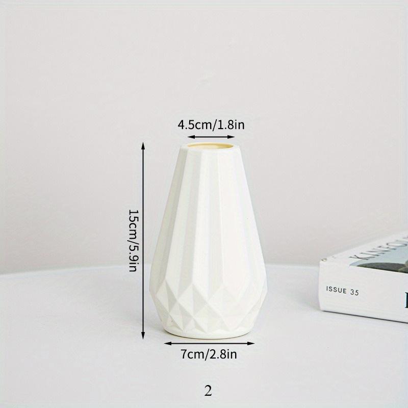 Simple and Fresh White Vase, Creative Flower Arrangement Container, for Kitchen Living Bedroom, Home Simulated Vase Decoration.