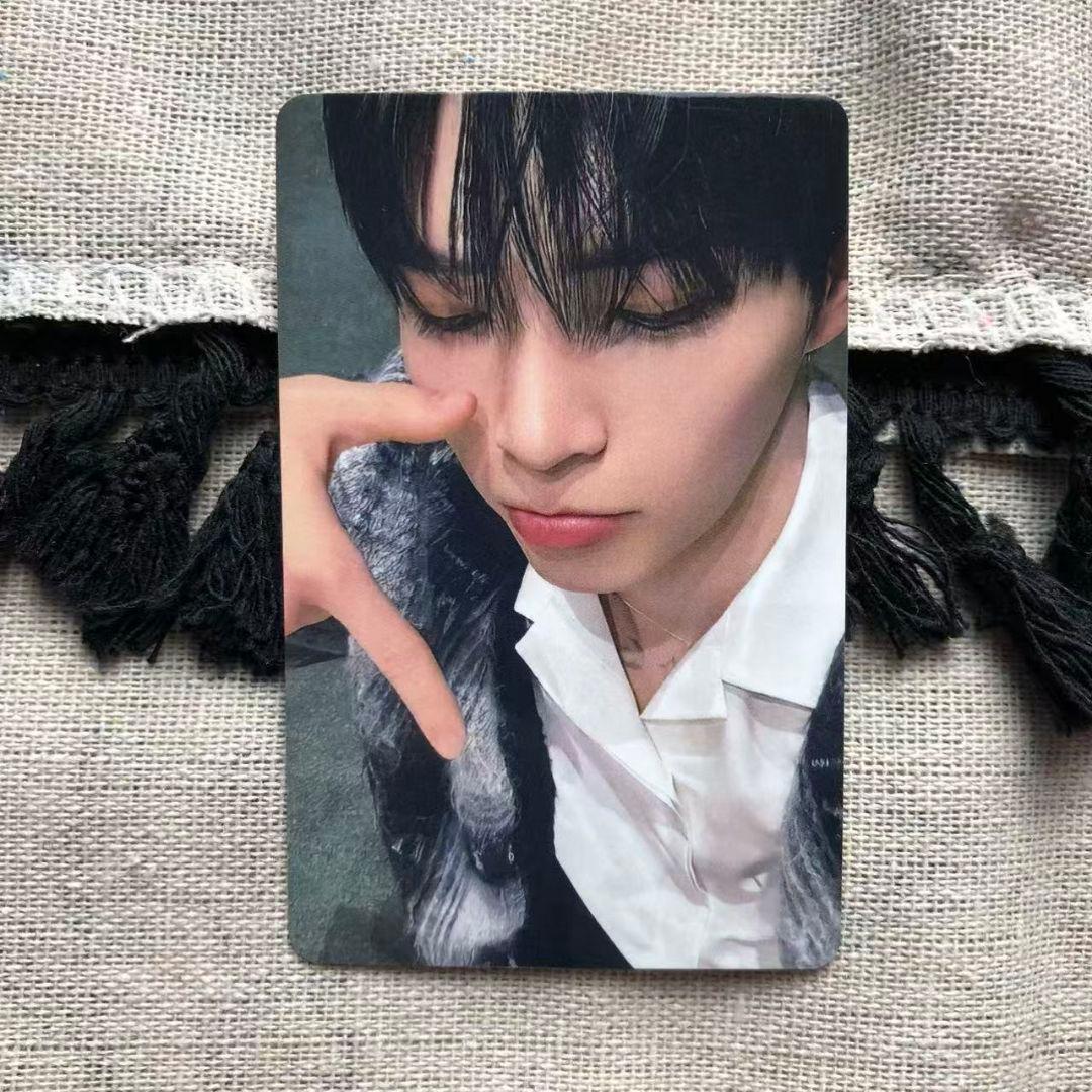 

[USED] ZB1 Hanbin Look Here, Look There Off-Event B Prize Loser Trading Card