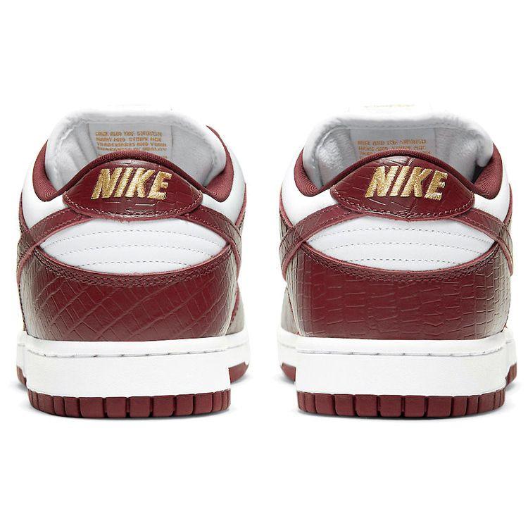 Sneakers Unisex Supreme x Nike Dunk Low OG SB QS Barkroot Brown Bianco Metallico-Oro DH3228-103