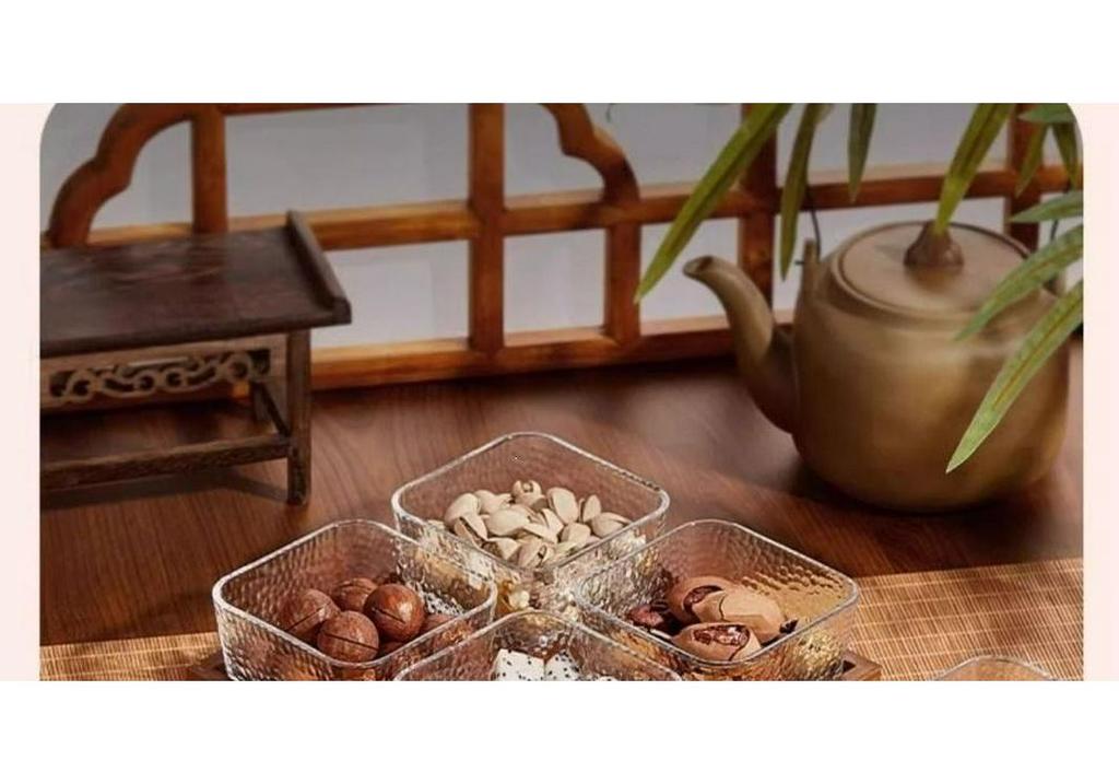 Walnut Luxury Glass Fruit Plate with Lid: Snack, Candy, and Dried Fruit Box for Living Room