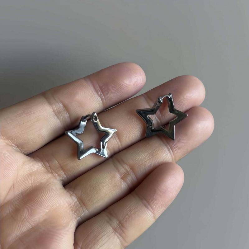 Korean Style Elegant Star Ear Cuffs for Women - Simple & Chic Five-Pointed Star Earrings for Daily Wear