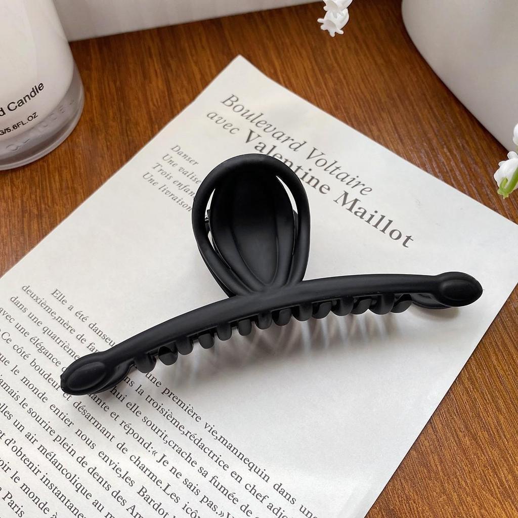Milk Tea Color Large Hair Claw - Korean Style Fashionable Hollow Out Shark Clip for Women's Updos