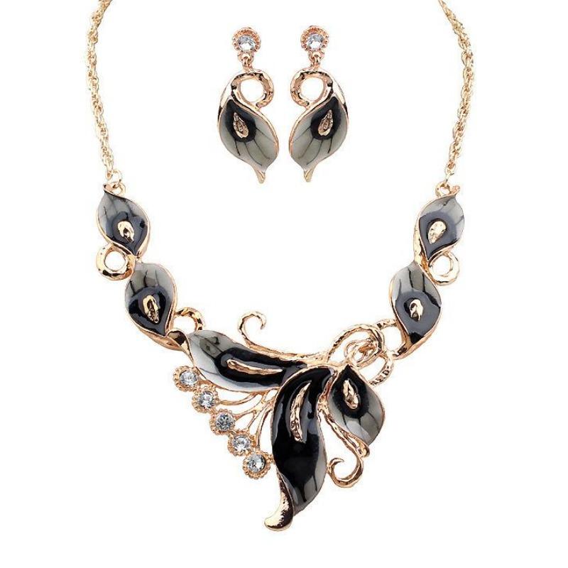 Vendita Calda Set Collana e Orecchini Farfalla Drip in Lega, Accessori Raffinati Personalità Stilosa Regalo