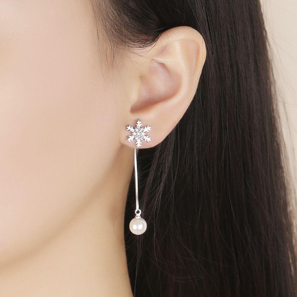 Unbalanced Aaa Grade Snowflake Shell Pearl Snow White Silver Needle Earring