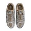 Nike Tênis Unissex P-6000 Cáqui Prata Metálico Platina Metálico Platina Puro HQ3030-200