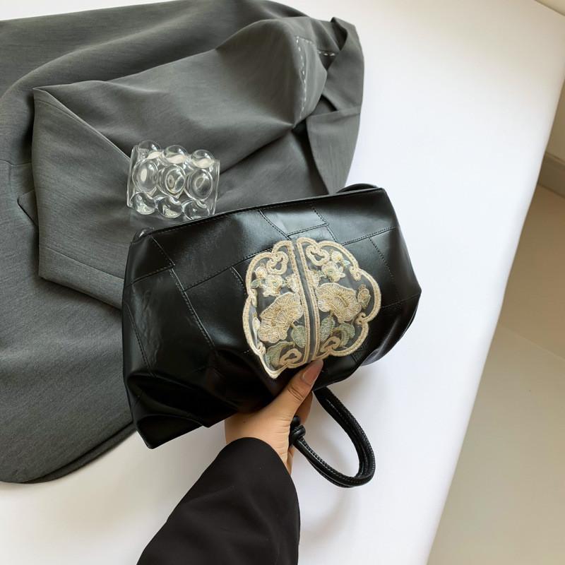 Trendy Stylish Womens Handbag 2024 New Summer Minimalist Shoulder Crossbody Bag чёрный