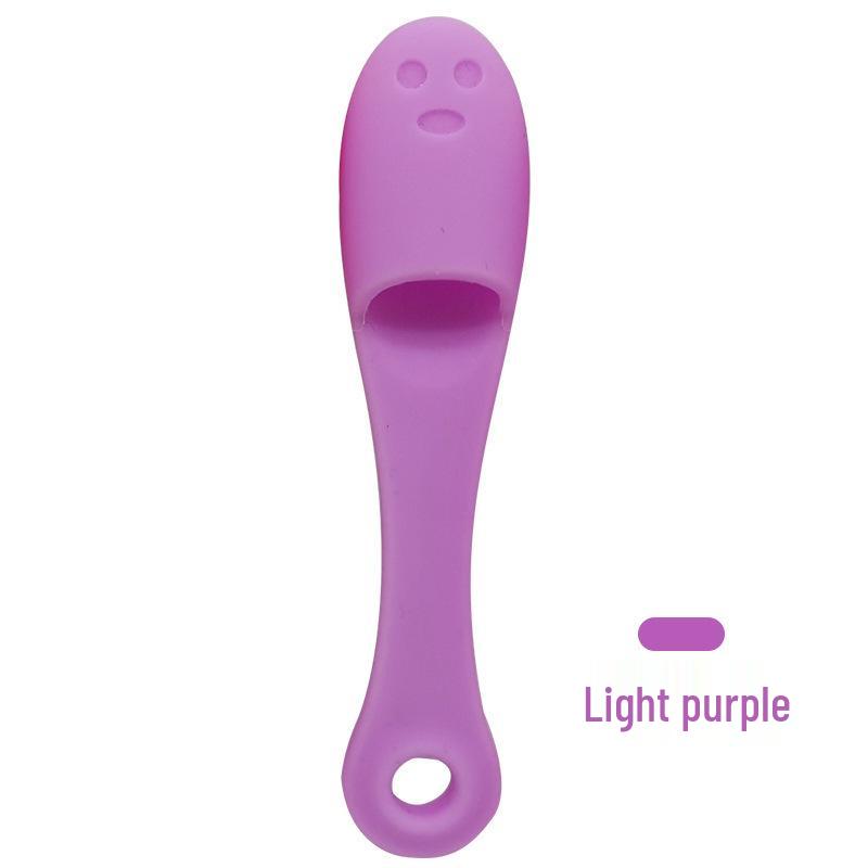 

Silicone Nose Tip Brush for Pore Cleansing with Soft Bristles