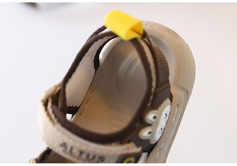 2026 Summer Korean-Style Non-Slip Soft Sole Sandals for Toddlers & Kids - Waterproof Beach Shoes