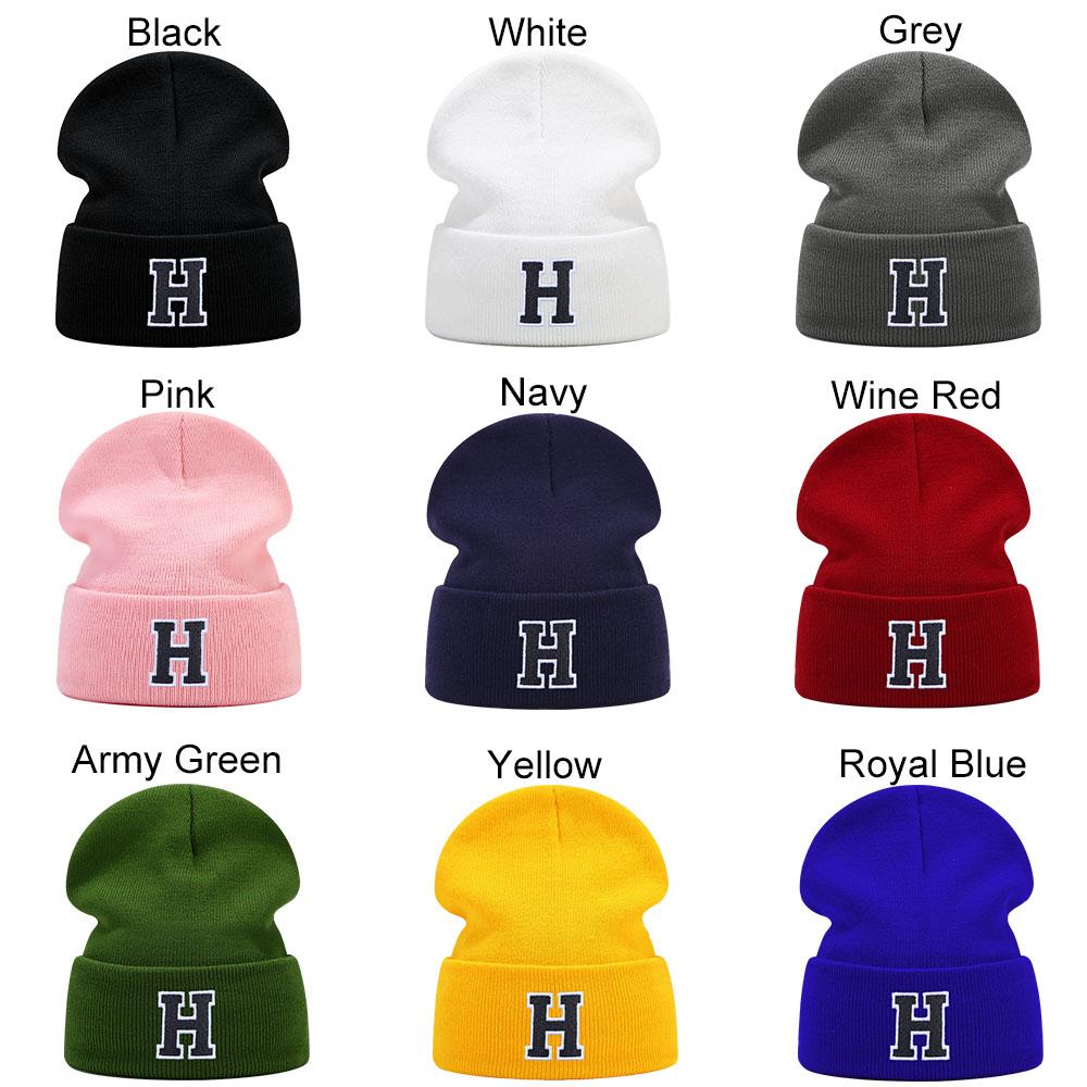 Unisex Letter A-Z Embroidery Beanie Hat for Men Women Winter Knit Caps Soft Ski Hat