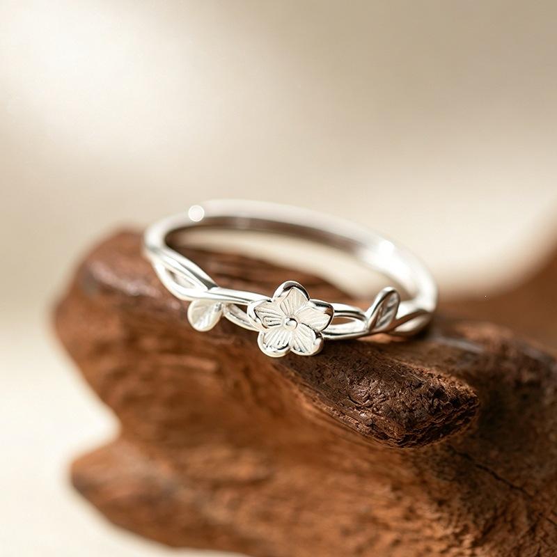 Five-Petal Flower Wreathed Artistic Forest Style Elegant Liatris Flower 925 Sterling Silver Opening Rings 02896 серебряный