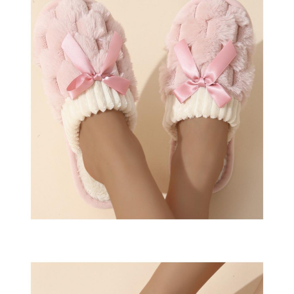 Plyšové pantofle pro ženy na podzim a zimu, vhodné pro páry k domácímu použití. Vnitřní teplé a protiskluzové plyšové bavlněné pantofle