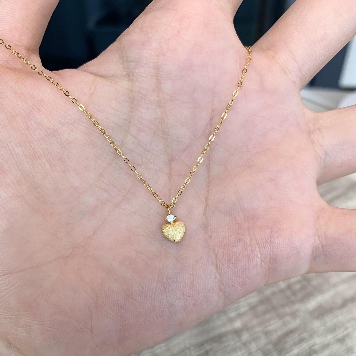 Small Heart-shaped Frosted Brushed Peach Heart Necklace, Women s Simple and Niche Design, Collarbone Chain, Neck Chain 40CM