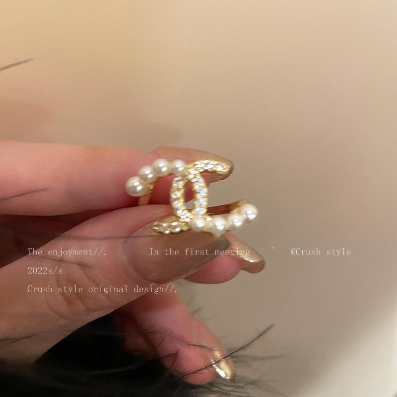 Hepburn Style Fashion Pearl Zir*****pen Ring Women's Niche Design Index Finger Ring Personalized Jewelry Women