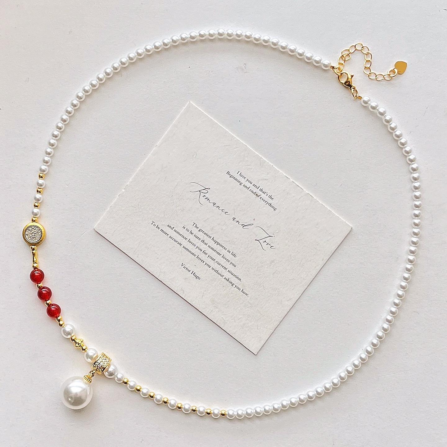 

Осень и Зима Высокий блеск Высокое качество Холодный Белый Имитация Жемчуг Ао Бай Шицзя Цепочка на ключицу Цепочка для свитера Кулон Ожерелье Женщина