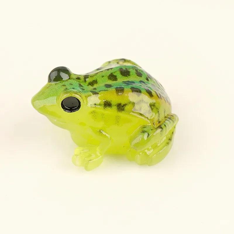 Mini Cartoon Frogs Figurines Miniatures Cute Kawaii Frog Artificial Resin Micro-landscape for Garden Flowerpot Decor Ornaments