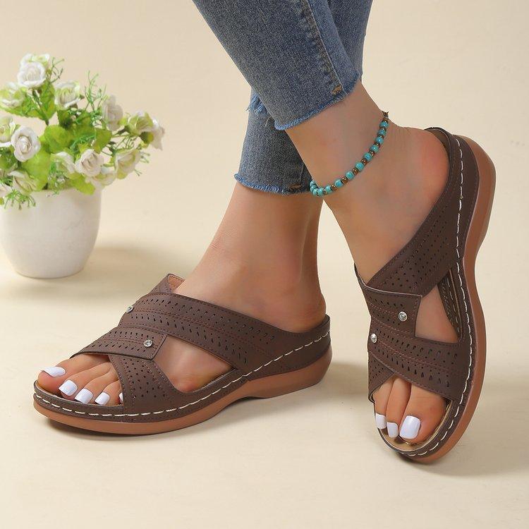 

Large size foreign trade women s shoes 2025 summer new Roman style hollow breathable low heel bohemian sandals 43