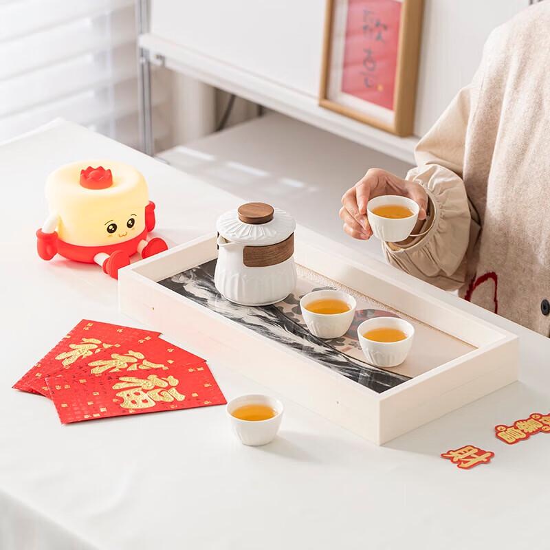 Hongyu Quicksand Calendar Tea Set Gift Box with Childlike Night Light