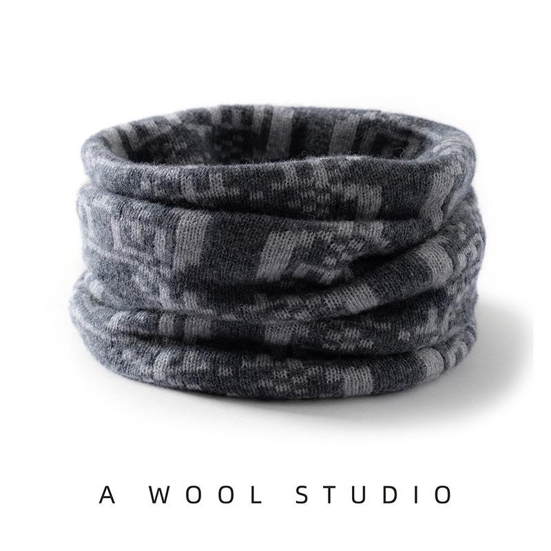 Wool Jacquard Knit Cashmere Neck Gaiter Scarf 32/23 темно-серого