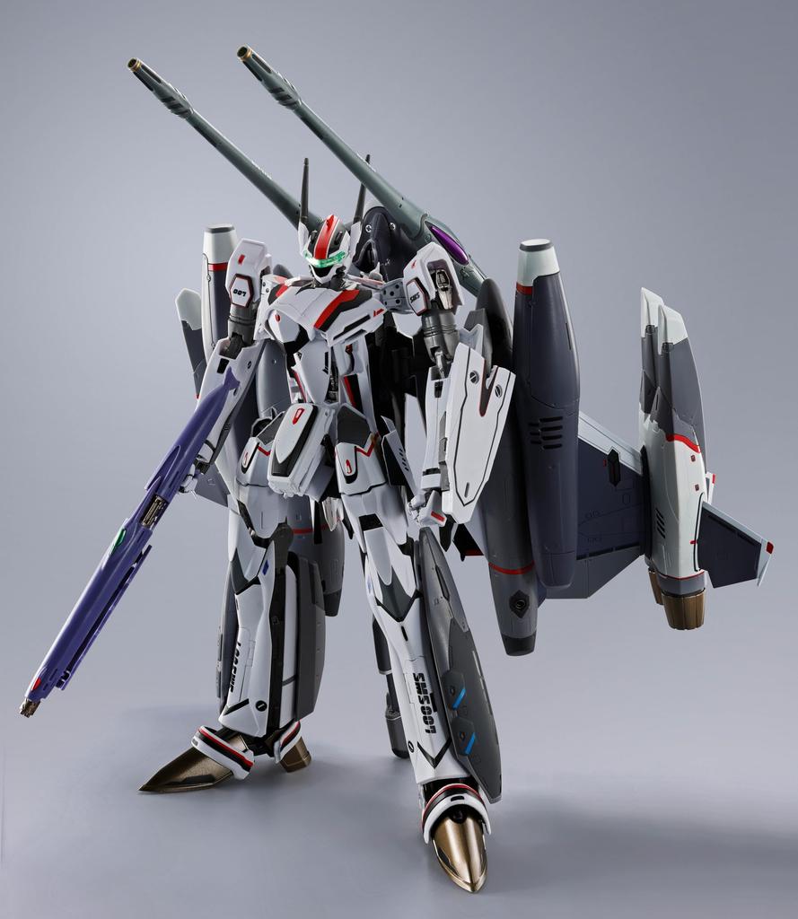 Macross F Tornado Messiah Valkyrie Alto Saotome Use DX Chogokin Action Figure BANDAI