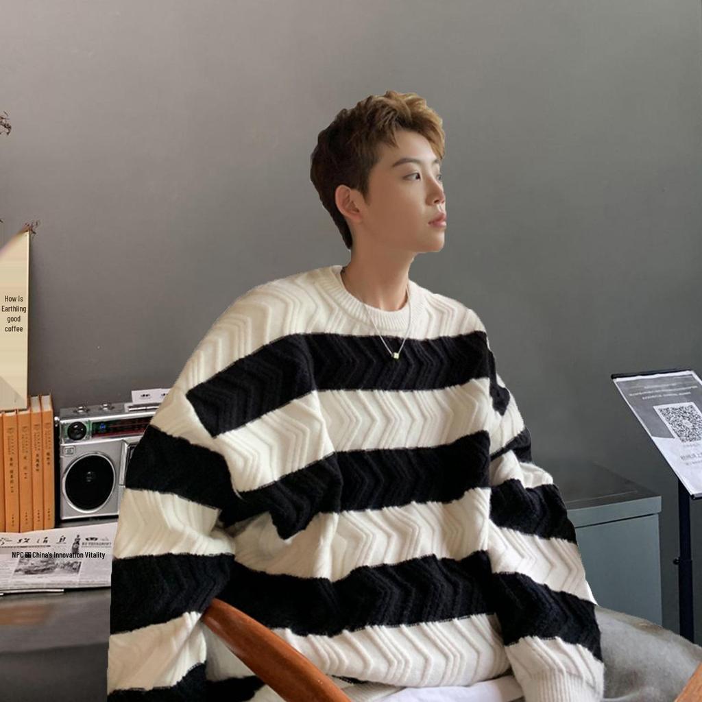 Hong Kong Style Men's Winter Loose Knit Sweater - Trendy Round Neck, Korean Version, Relaxed Couple Design