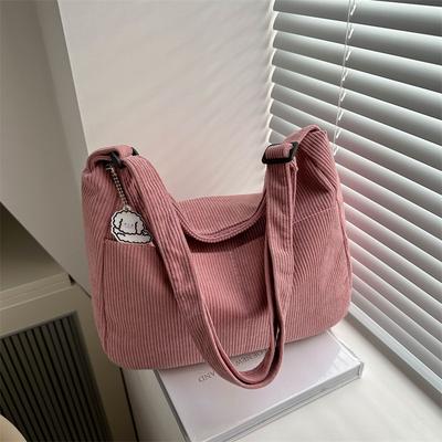 Fashionable Simple Shoulder Bag Spring New Casual Crossbody Bag Women's Personality and Beautiful Large Capacity Tote Bag
