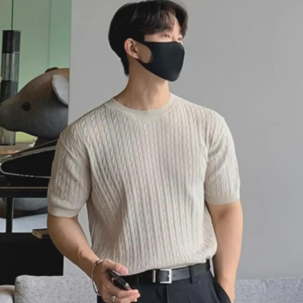 Men's Slim Fit Short Sleeve Knit Sweater - Solid Color, Round Neck, Vertical Stripes, Trendy and Versatile.