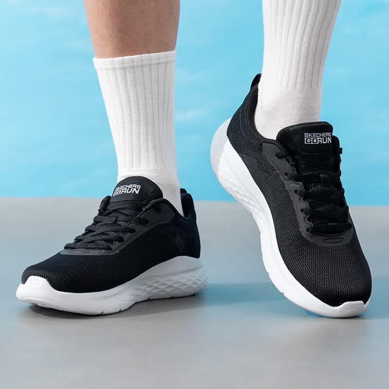 Skechers Men's GO'7/24 Running Shoes