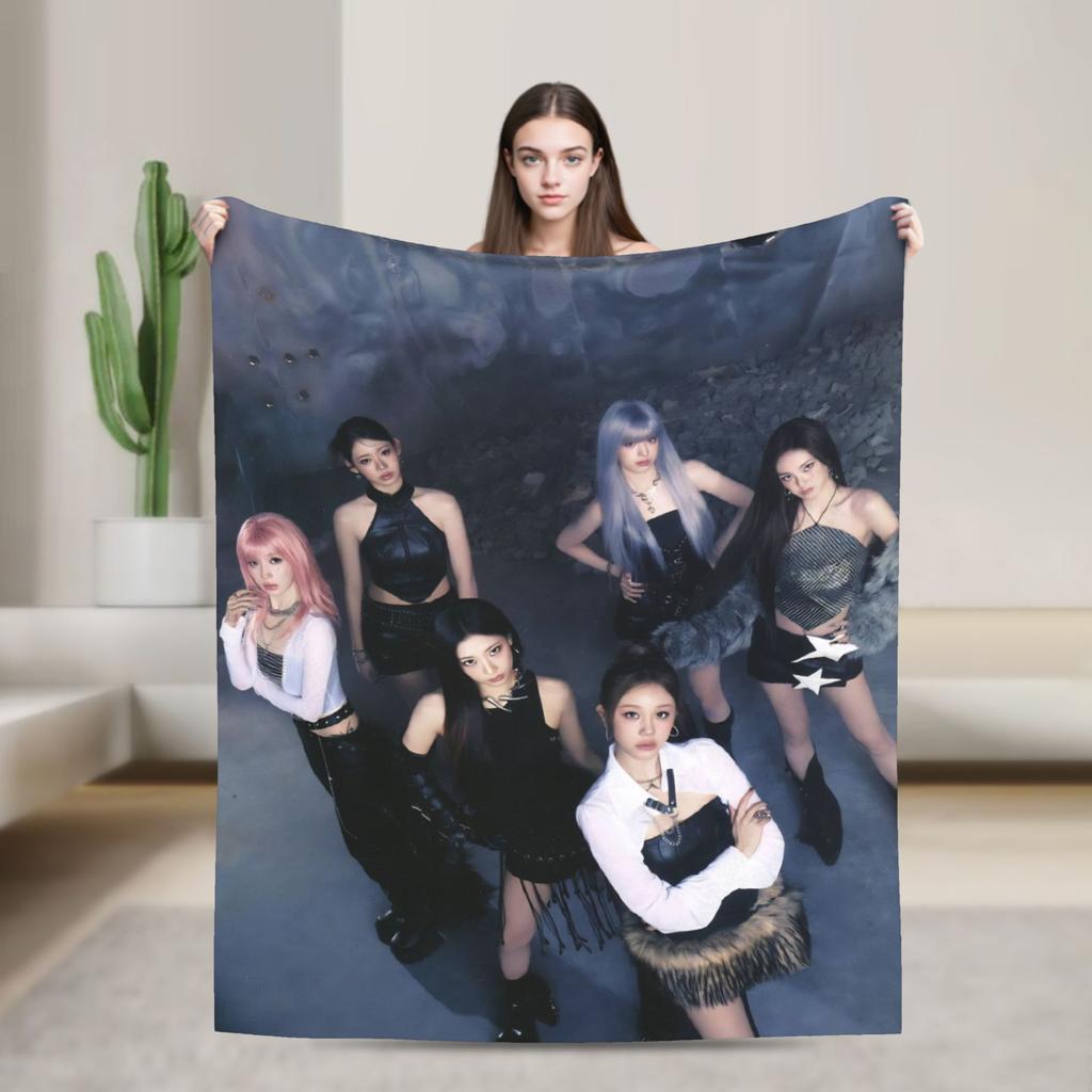 Kpop Babymonsters Group Blankets Velvet Spring/Autumn Multi-function Lightweight Throw Blanket for Home Office Bedspreads
