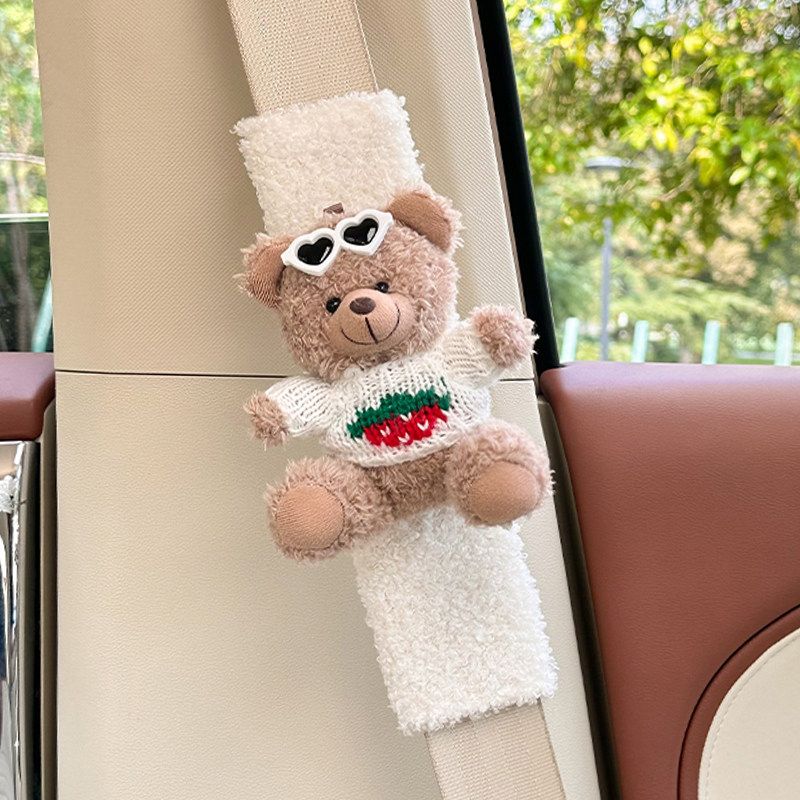 Cute Bear Pink Car Seatbelt Shoulder Pad Lambswool Anti-Neck-Strangling Safety Belt Decoration for Girls' Car Interior Accessories