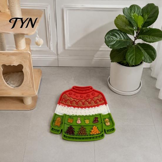 Easy Clean Pet Mat Christmas Dog Lick with Powerful Suction Cups, Silicone Slow Feeder for Boredom Breaker Pets, Non-Slip Festive Puppy Feeding