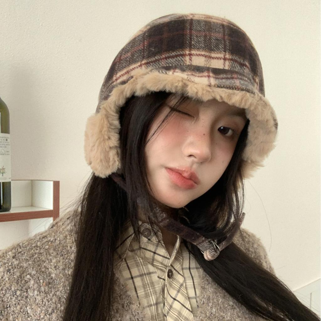 Retro Plaid Splicing Cold-proof and Warm Fleece Thickened Ear Protection Hat Outdoor Riding Hat