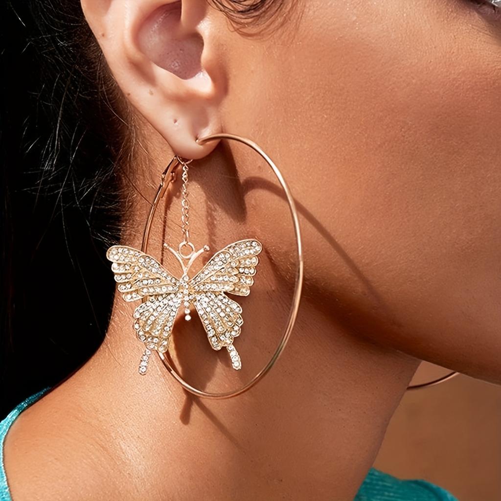 1 Pair of Vintage Luxury Alloy Butterfly Pendant Earrings for Women - Exaggerated Round Drop Design, Perfect for Daily Wear & Parties, Ideal Gift, Par