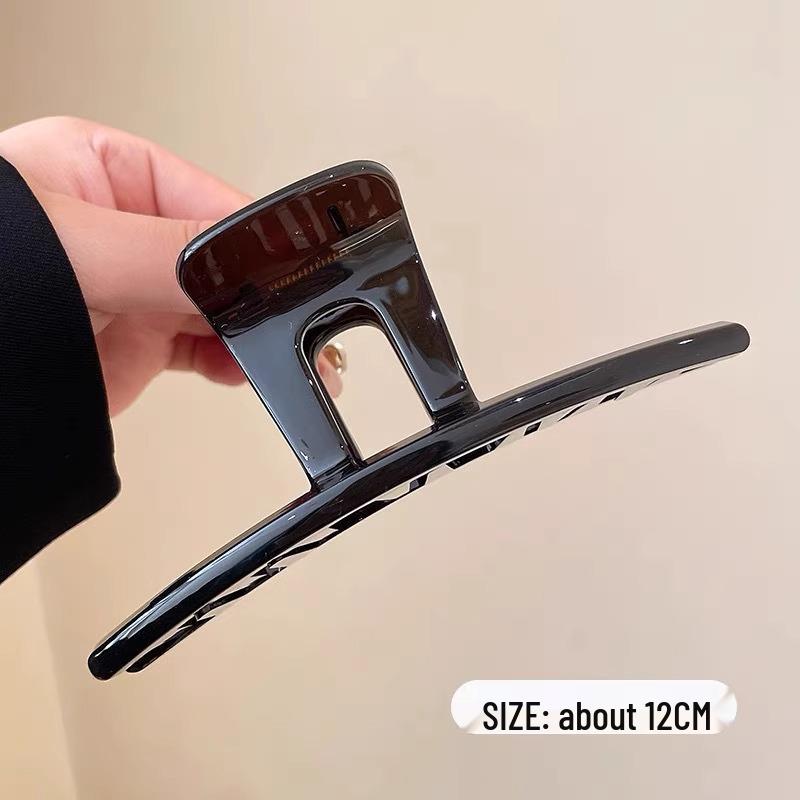 Großer französischer Retro-Klammer-Haarclip für elegante Damenfrisuren.