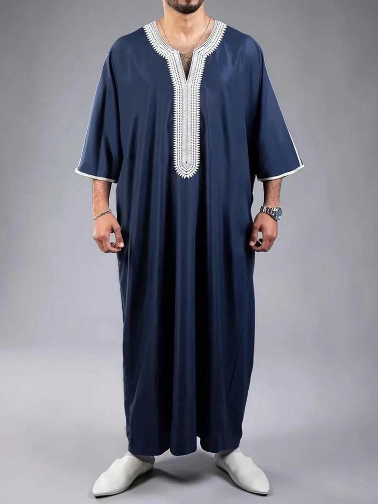 Embroidered Hooded Robe for Muslim Men, New Style Middle Eastern Thobe, Loose Long Sleeve Ethnic Design, Available Now