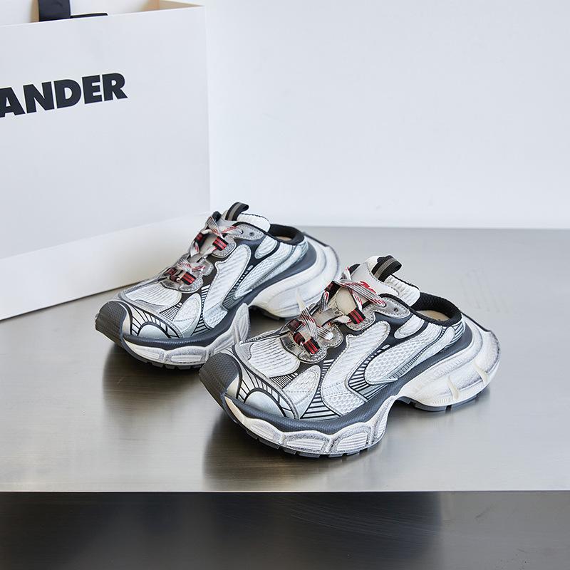 2025 Damen Retro Sommer Papa Schuhe: 9. Generation Halbslip 3XL Sportliche Baotou-Hausschuhe