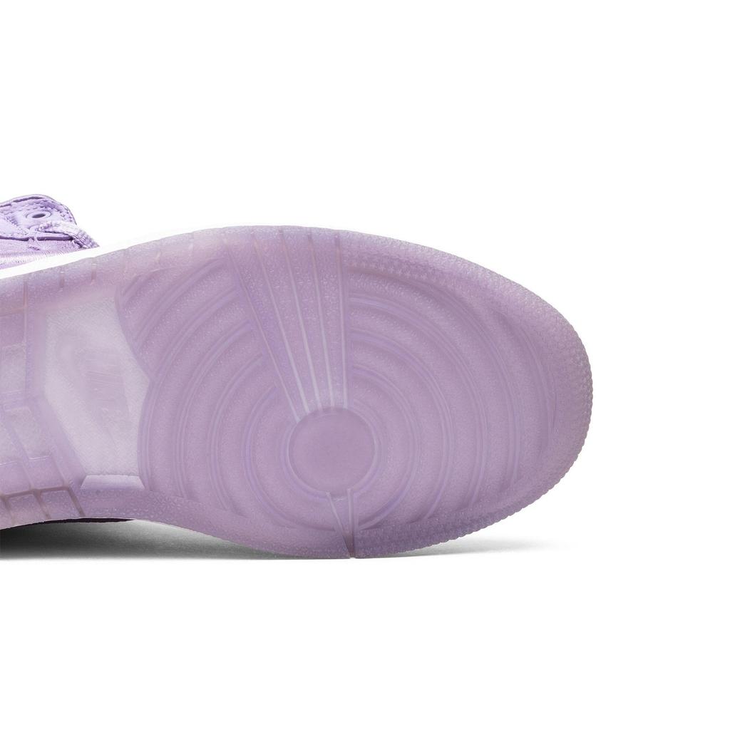Womens Air Jordan 1 Retro High 'Season of Her : Orchid' (women's sizes) Orchid Mist / White-Metallic Gold Vintage Basketball Shoes AO1847 550