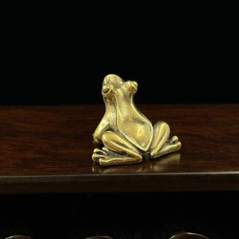 Brass Frog Statue Ornament Retro Animal Figurines Tea Pet Desktop Home Office Decor Mini Micro Garden Landscaping Decoration